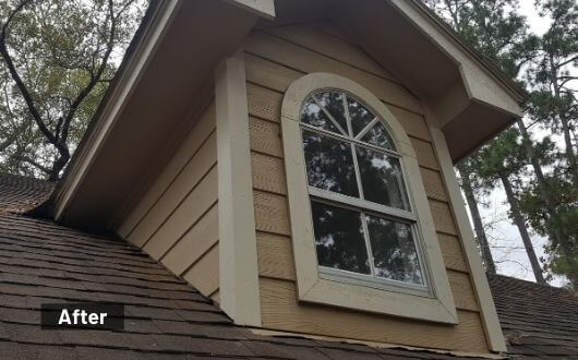 Wood rot repair with Hardie Siding installation in The Woodlands Texas