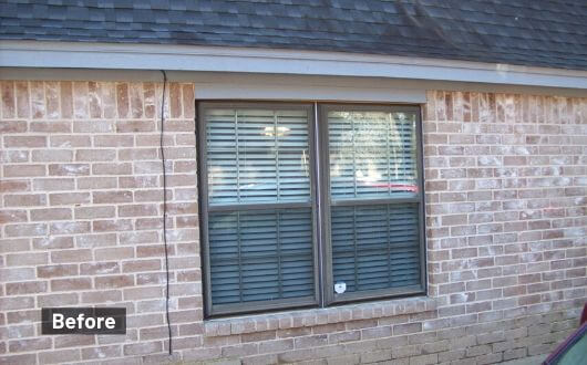 old grided windows in The Woodlands Texas